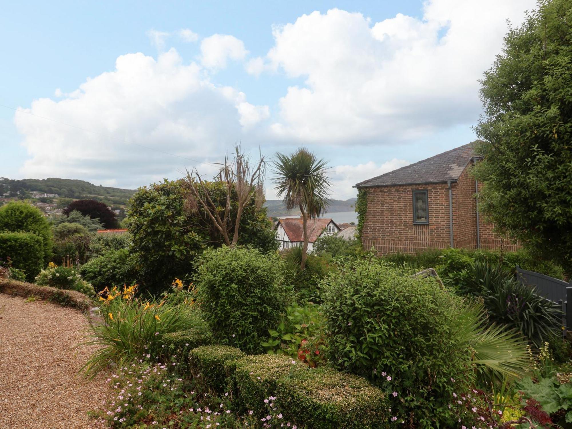 The Apartment At Queen Anne'S Lodge Lyme Regis Esterno foto